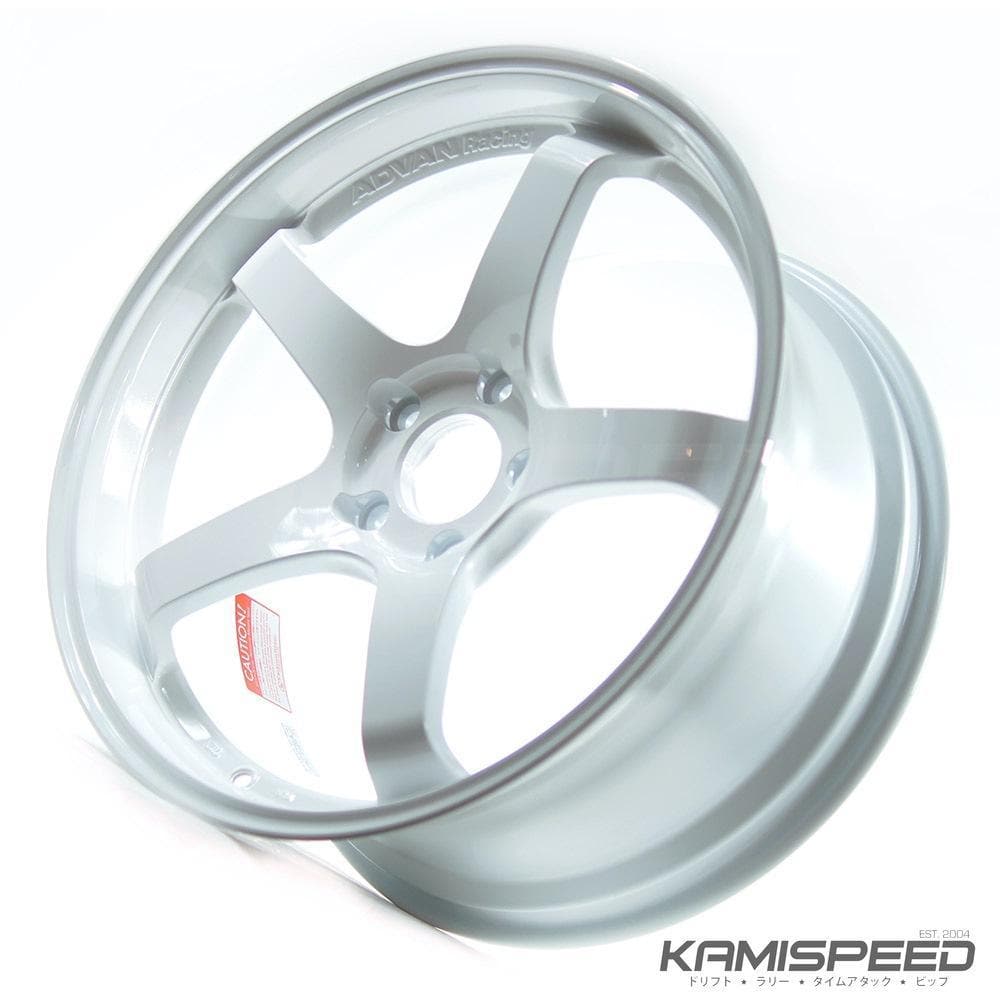 Advan Racing GT 19x9.5 +35 5x120 Racing White